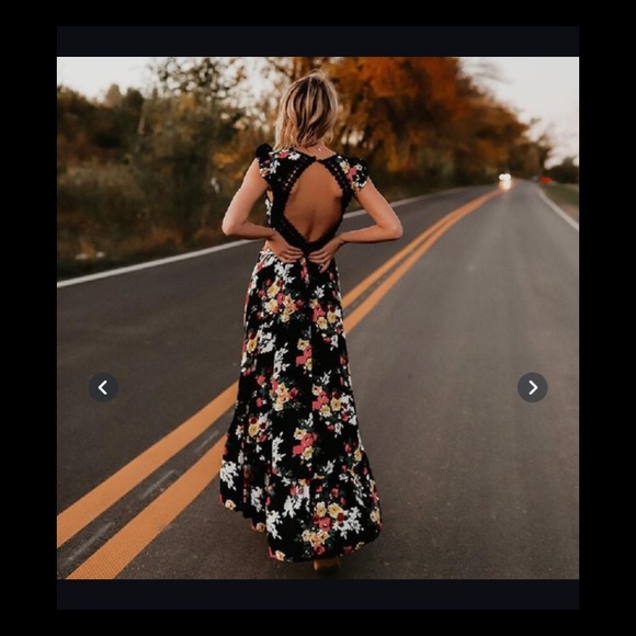 Long Floral Maxi High/Low Dress w. Beautiful Lace - Picture 2 of 9